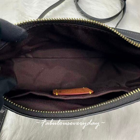 Coach Teri Shoulder/Crossbody Bag With Cherry Print Leather/Gold/Black CCZ16 NWT - Picture 6 of 7